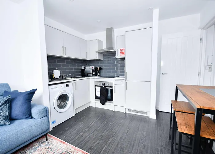 Compact & Stylish 1 Bedroom In בראדפורד