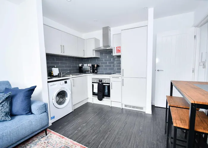 Compact & Stylish 1 Bedroom In Appartement